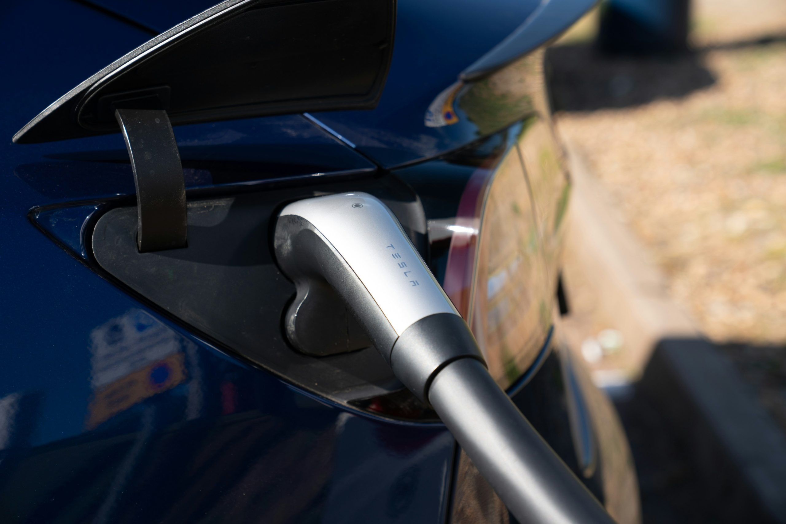 Connecteur Tesla LLD flotte entreprise financement crédit-bail